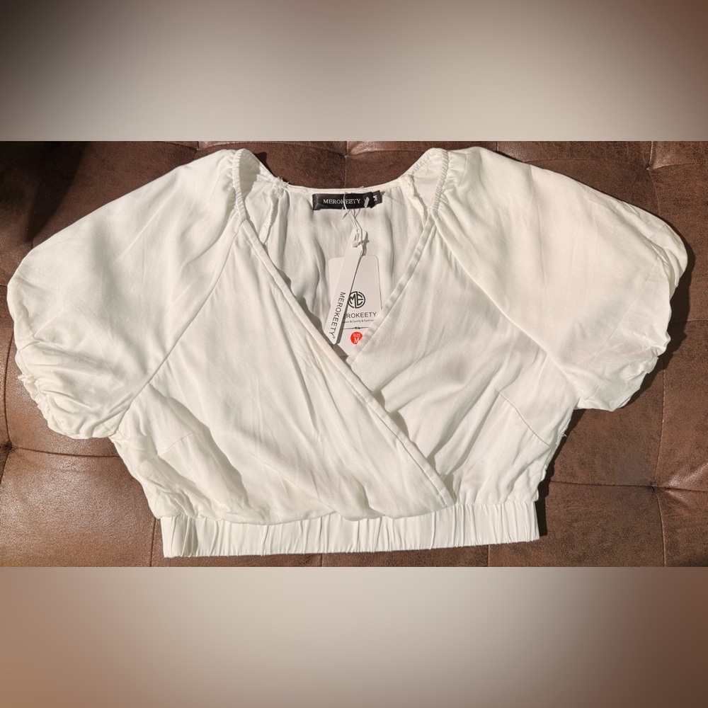 NWT MEROKEETY Elegant white Puff Sleeve Wrap V neck crop top SIZE MEDIUM. - Picture 2 of 4